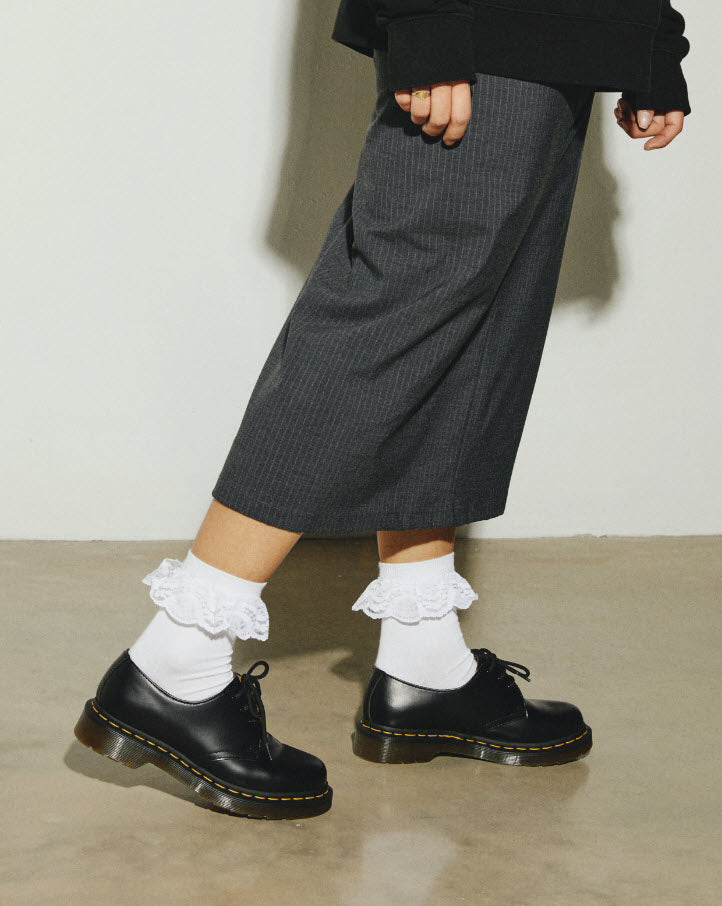 Dr martens fashion white socks