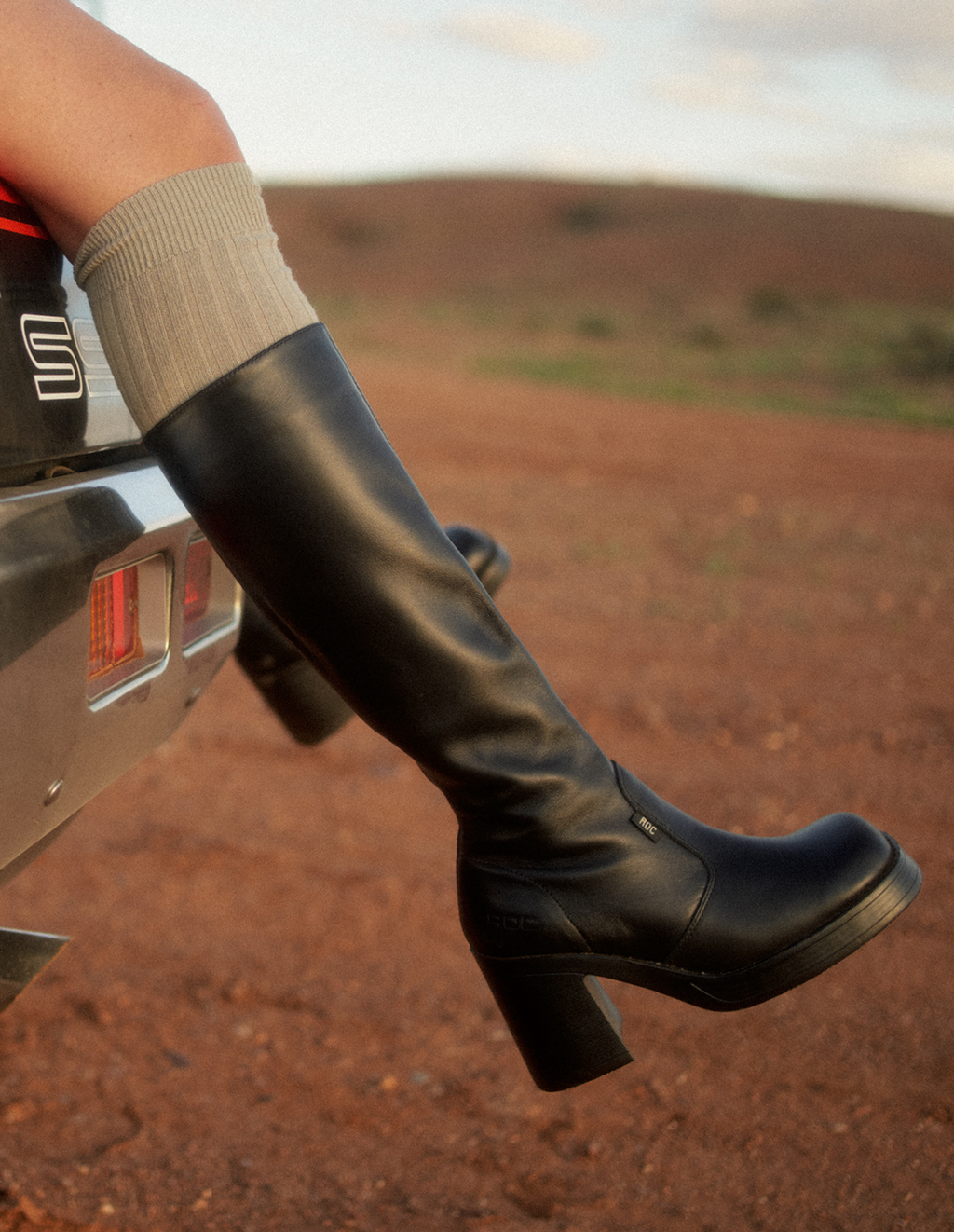 Roc knee 2025 high boots