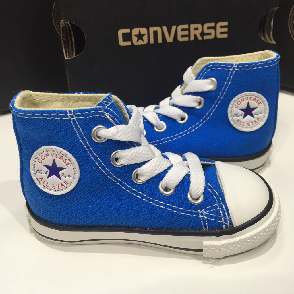 Baby blue 2025 converse infant