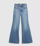 Levi's® Women's Ribcage Bell Jeans A75030020