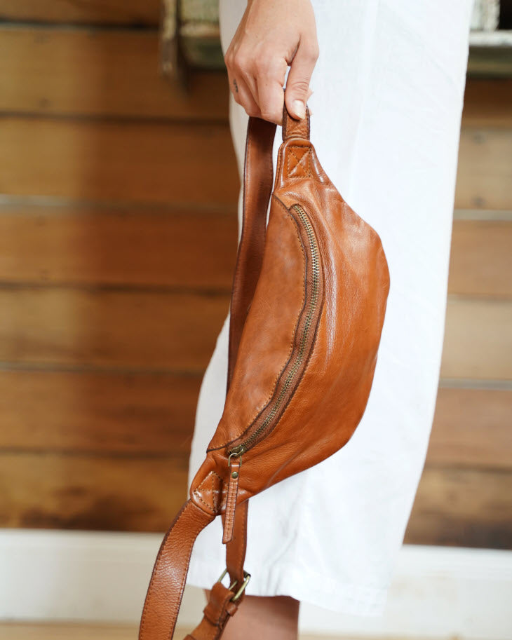 Beholder Cali Saddle Tan Leather Sling Bag