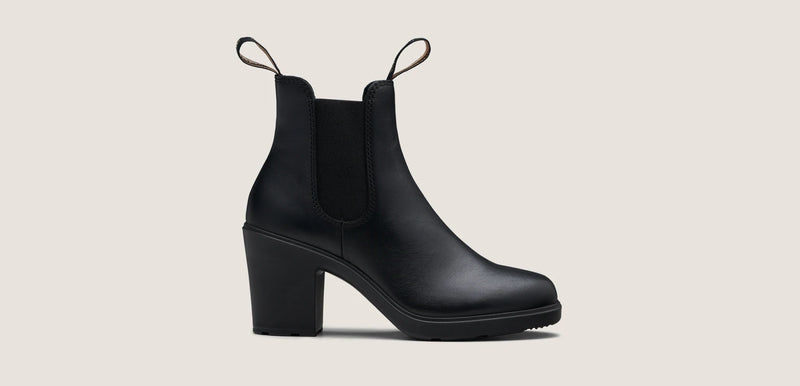 Blundstone 2365 Black Leather Heeled Boot