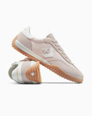 Converse Run Star Trainer Low Top Shy Flamingo