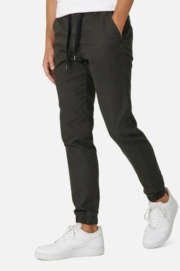 Industrie The Drifter Chino Pant - Army Green