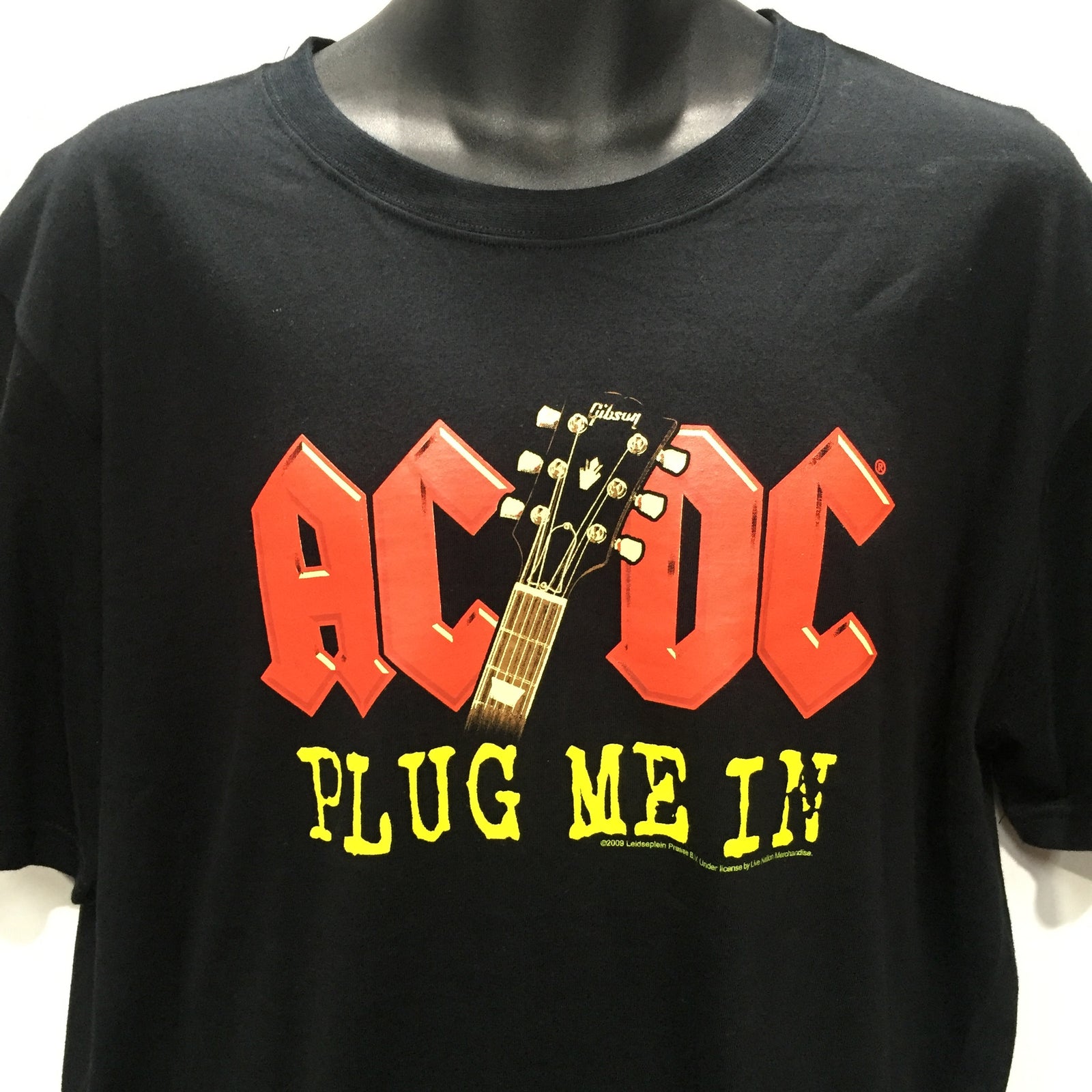 ACDC Plug Me In Black T Shirt – Famous Rock Shop