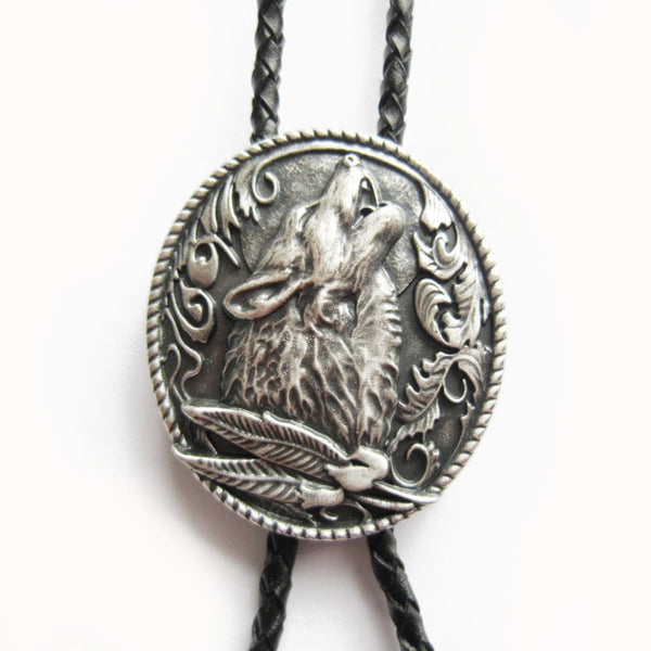 Bolo Bowlo Tie or Necklace Silver Plating Western Wolf