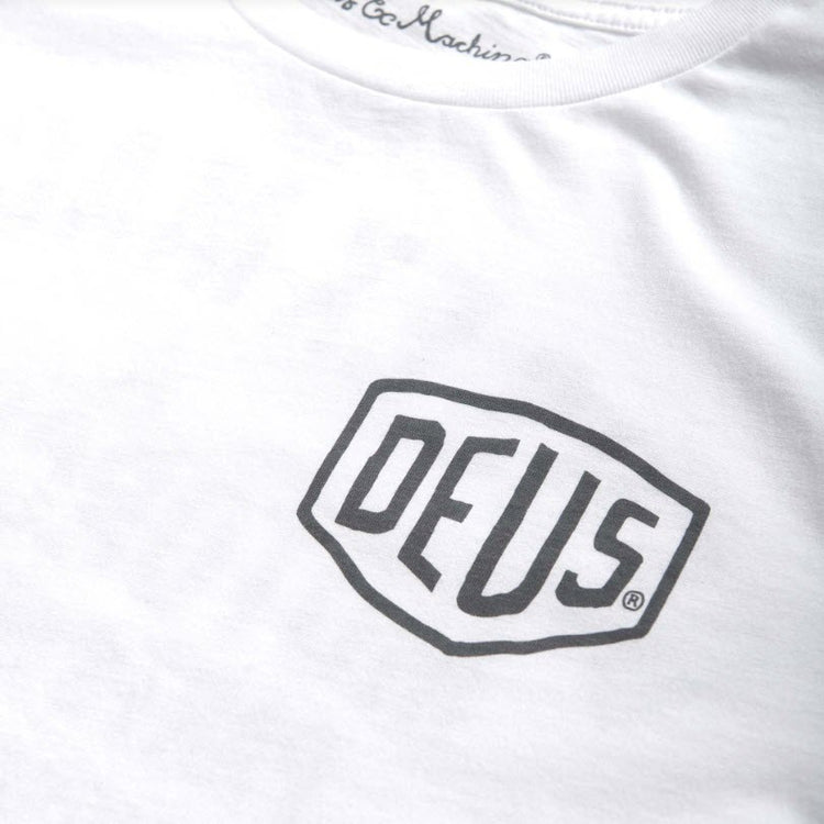 Deus Byron Address White Tee