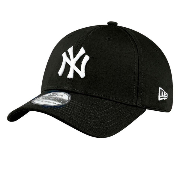 New Era 39Thirty MLB New York Yankees Black White Cap Fitted