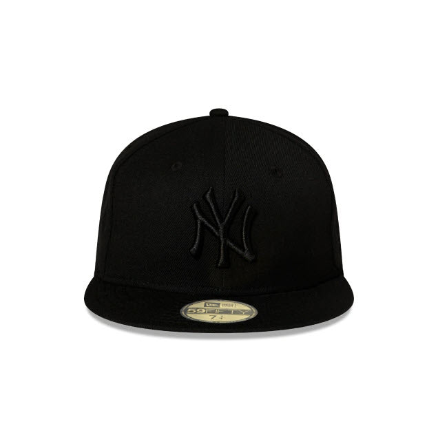 New Era New York Yankees Black on Black 59FIFTY Fitted Cap 70000984 Famous Rock Shop Newcastle, 2300 NSW. Australia. 2