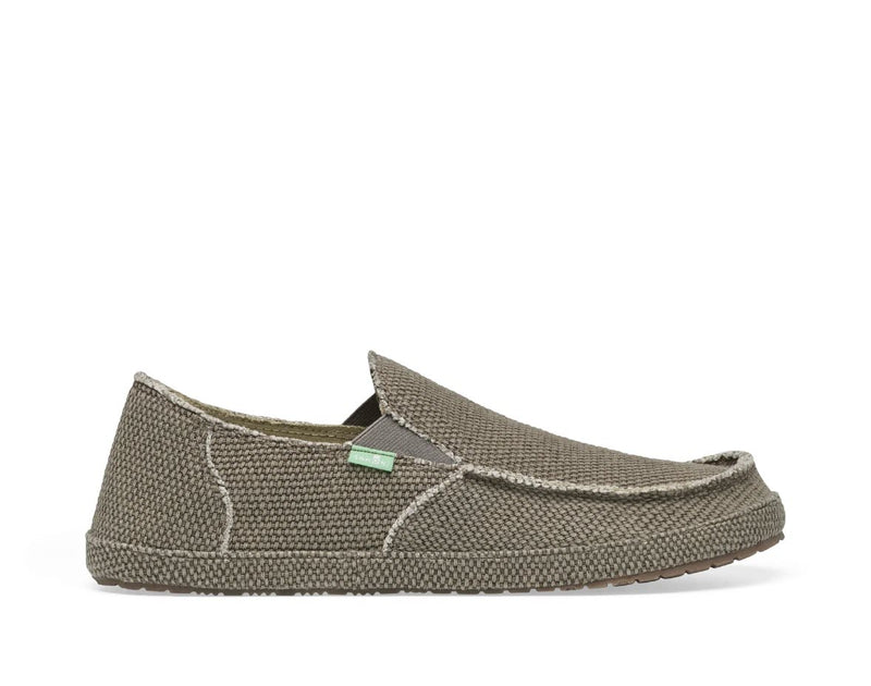 Famous on sale footwear sanuk