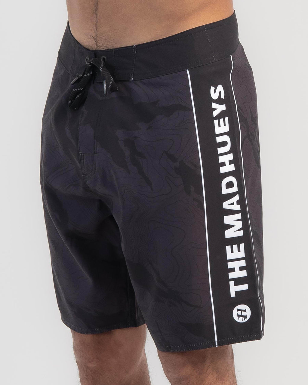 The Mad Hueys Black Seas Boardshort 19" Famous Rock Shop
