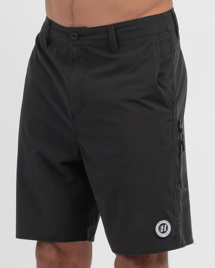 The Mad Hueys Fusion11 Hybrid Short 18