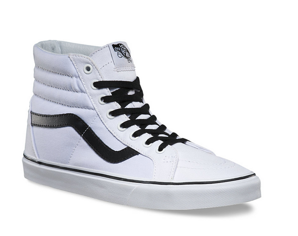 Canvas Authentic Lite has reengineered the iconic Vans low top style using innovative construction methods to improve comfort, increase flexibility, and reduce the overall weight. Featuring sturdy canvas uppers and UltraCush Lite sock liner Famous Rock Shop Newcastle 2300 NSW Australia