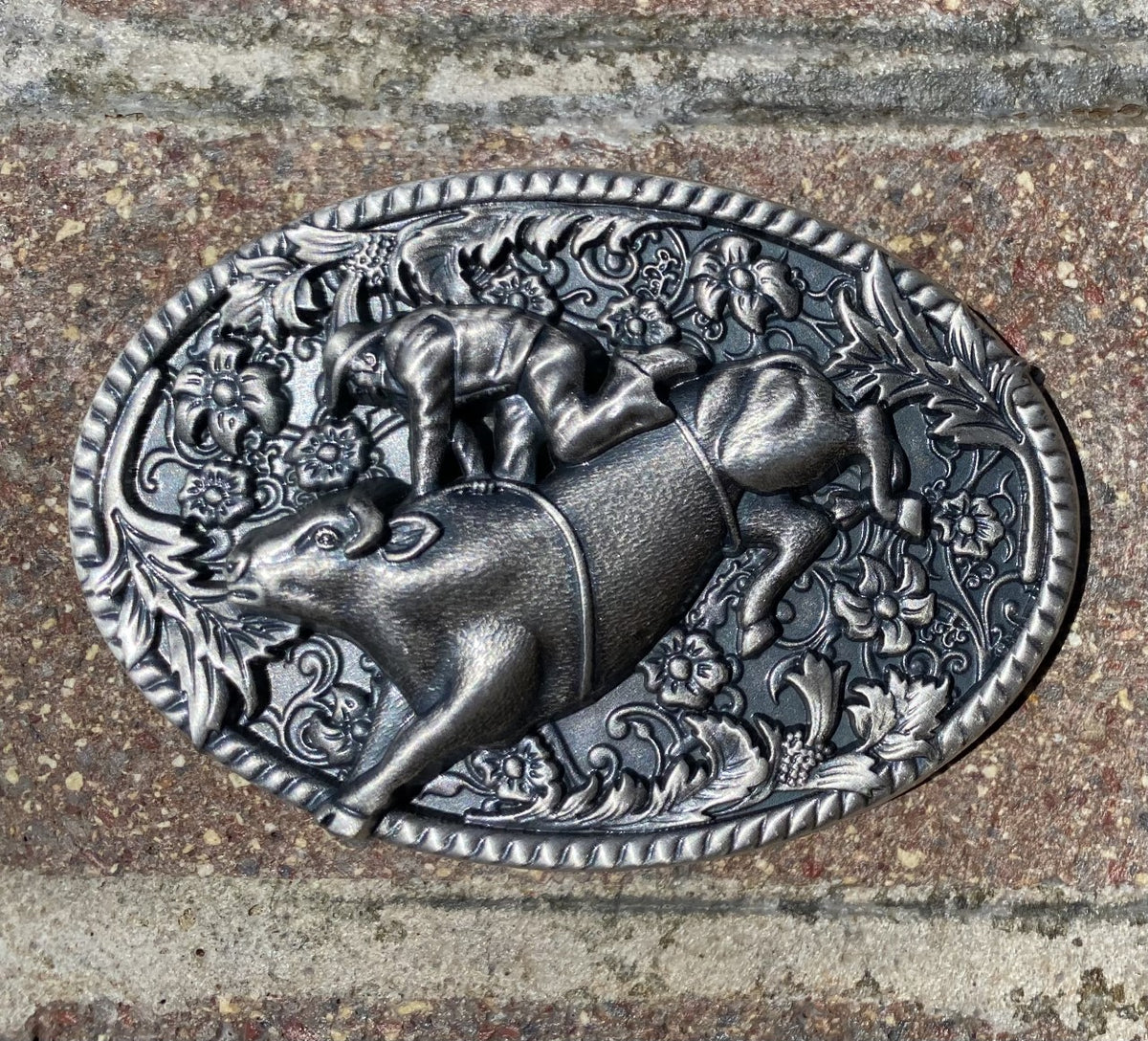 Vintage Western Cowboy Rodeo Belt Buckle