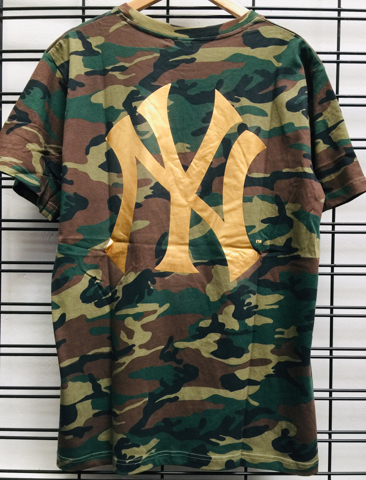 Majestic Athletic MLB NY Yankees Chesney Tee Woodland Camo