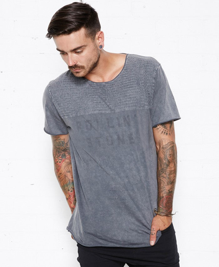 nANA jUDY Rollin Stone Print Tee Acid Charcoal